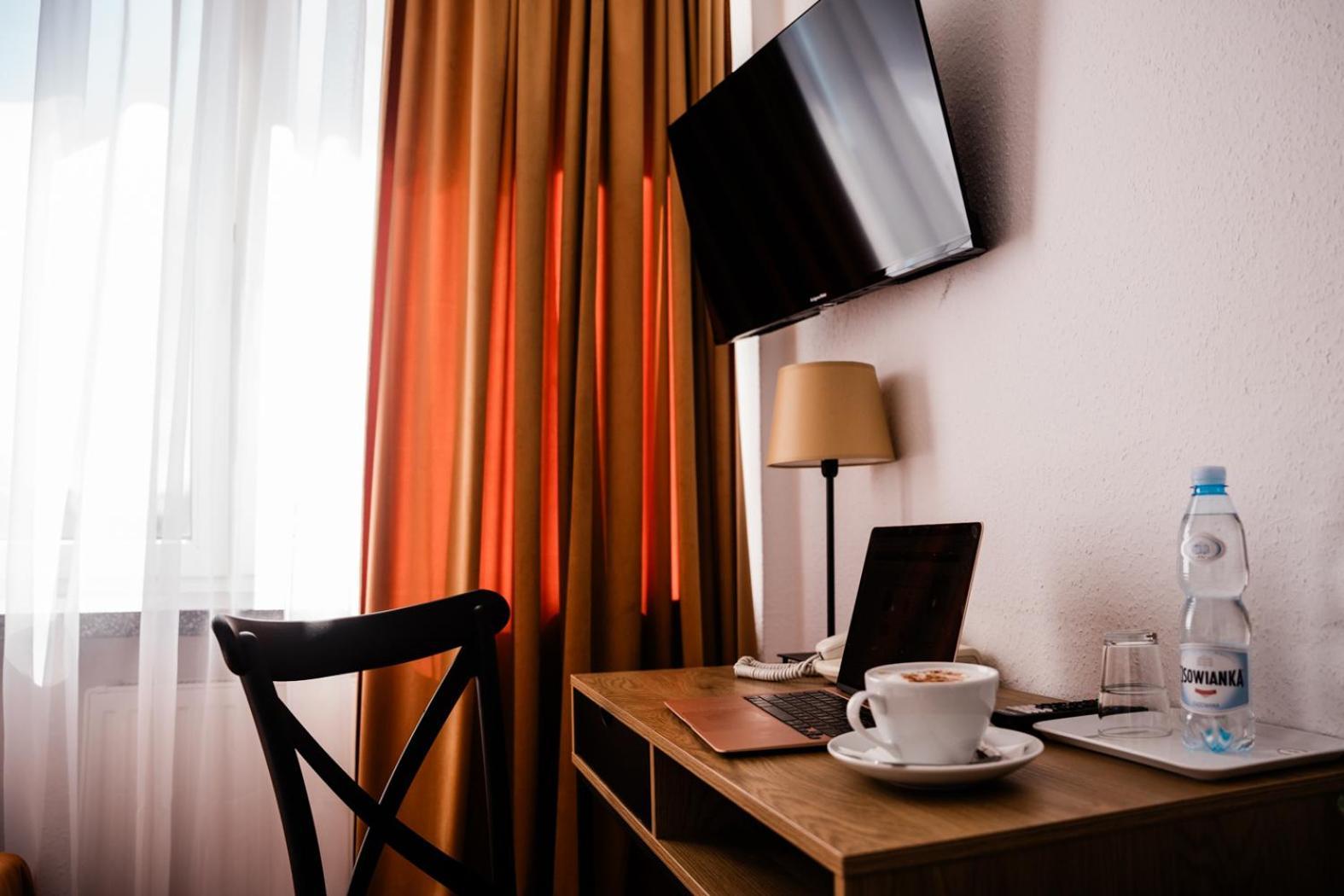 Hotel Wodnik Gizycko Exterior photo